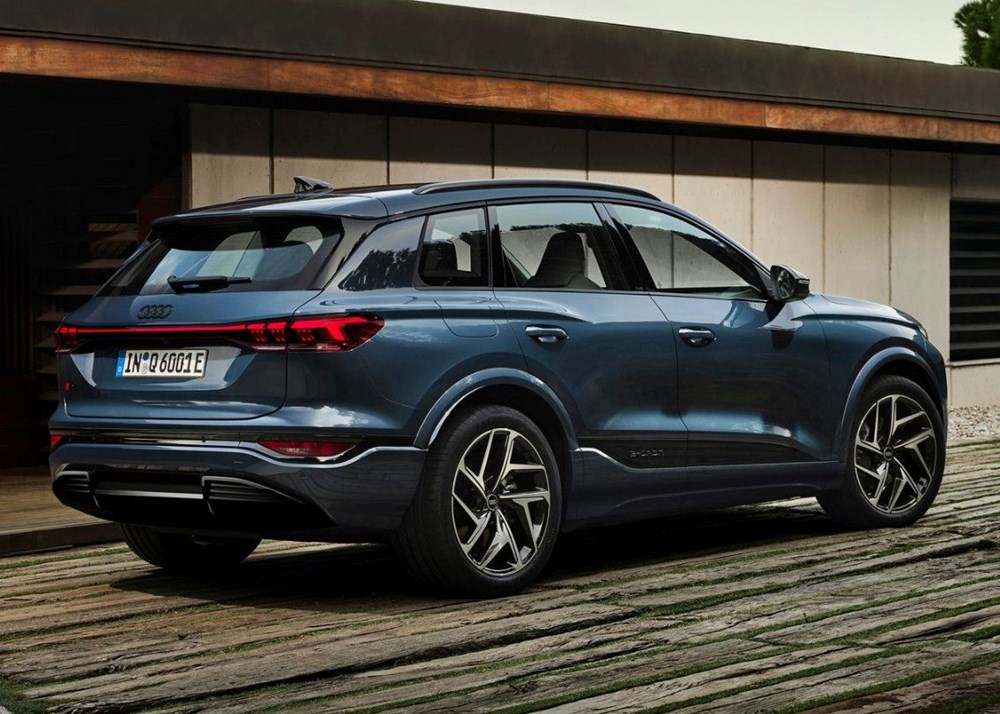 Yeni Audi Q6 e-tron ve SQ6 e-tron tanıtıldı: 10 dakikada 255 kilometre menzil - 13