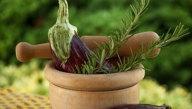 Karnıyarık sosunun olmazsa olmaz malzemesi: Yağ tutmayan karnıyarık tarifi