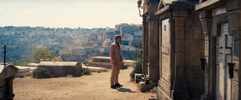 James Bond serisinin 25. filmi No Time To Die'ın dijital platformda yayınlanacağı yalanlandı - 8