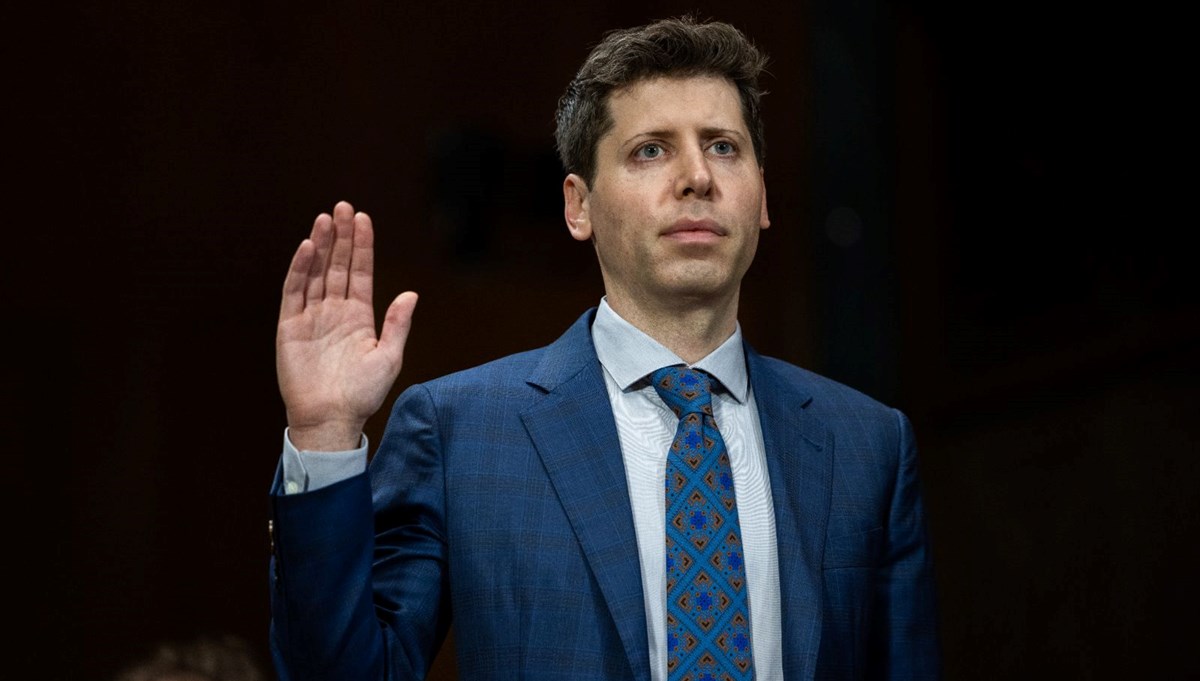 Microsoft'un yapay zeka ekibi: ChatGPT'den kovulan Sam Altman'a görev verildi Microsoft'un yapay zeka ekibi: ChatGPT'den kovulan Sam Altman'a görev verildi
