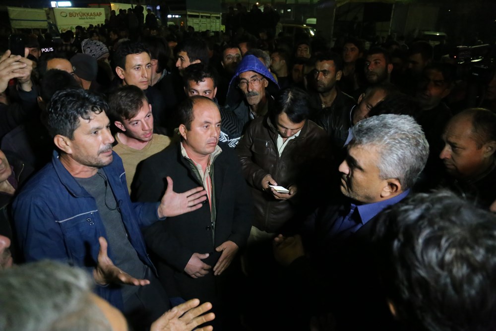 Antalya Toptancı Hali�nde üretici protestosu NTV