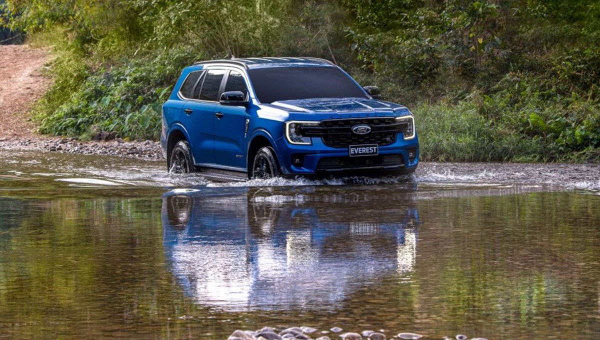 Ford Everest'in örtüsü kalktı