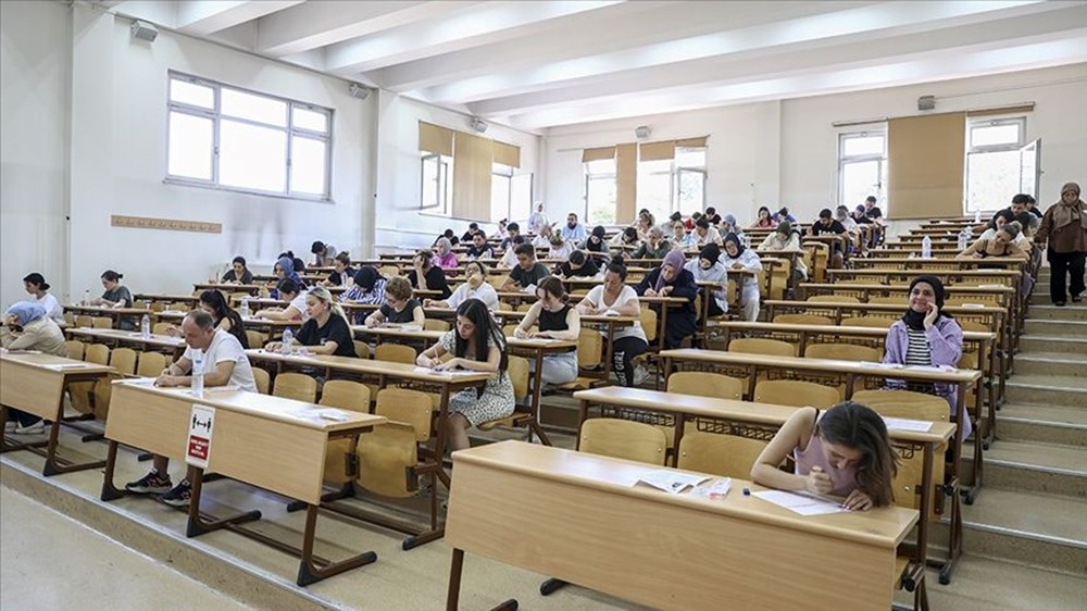 Üniversitelerin Bayram Tatili Takvimi: Merak Edilen Tarihler 74 veS4li7evUerf2gnO7oU4g