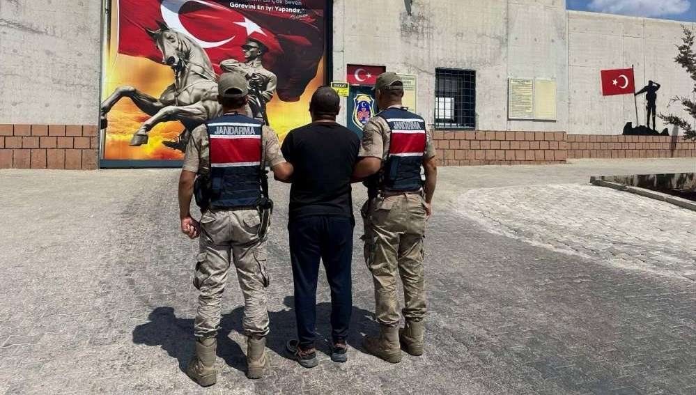 Kilis'te aranan 27 şüpheliye gözaltı