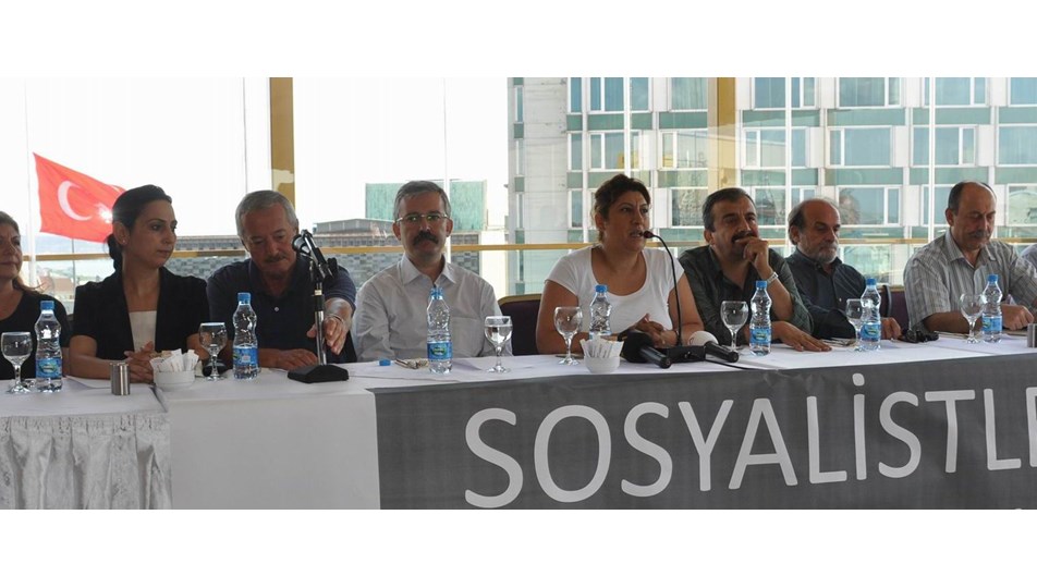 'Savaş bitecekse gelin tutuklayın'