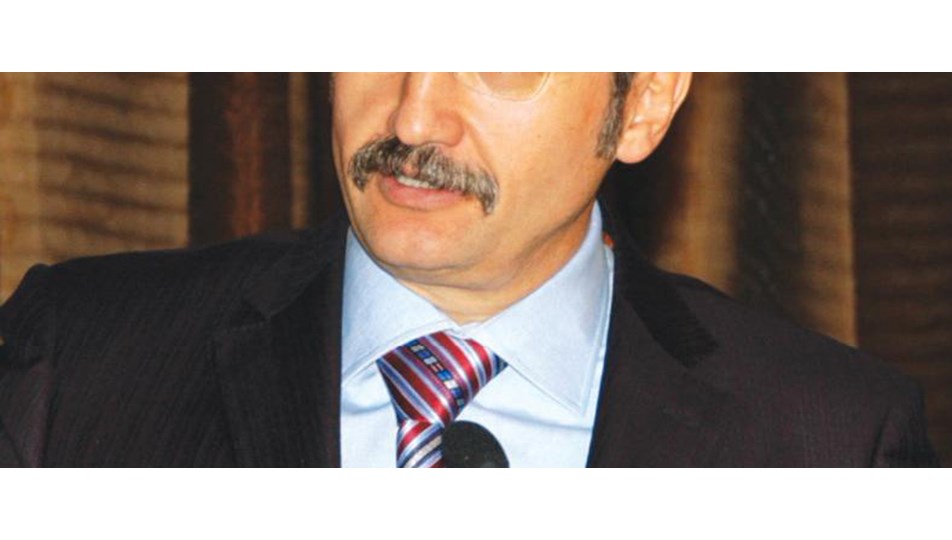 Tüzmen: Çarmıha gerilen biziz
