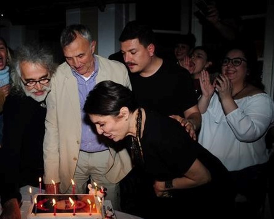 Banu Zeytinoğlu yeni yaşını kutladı - 1