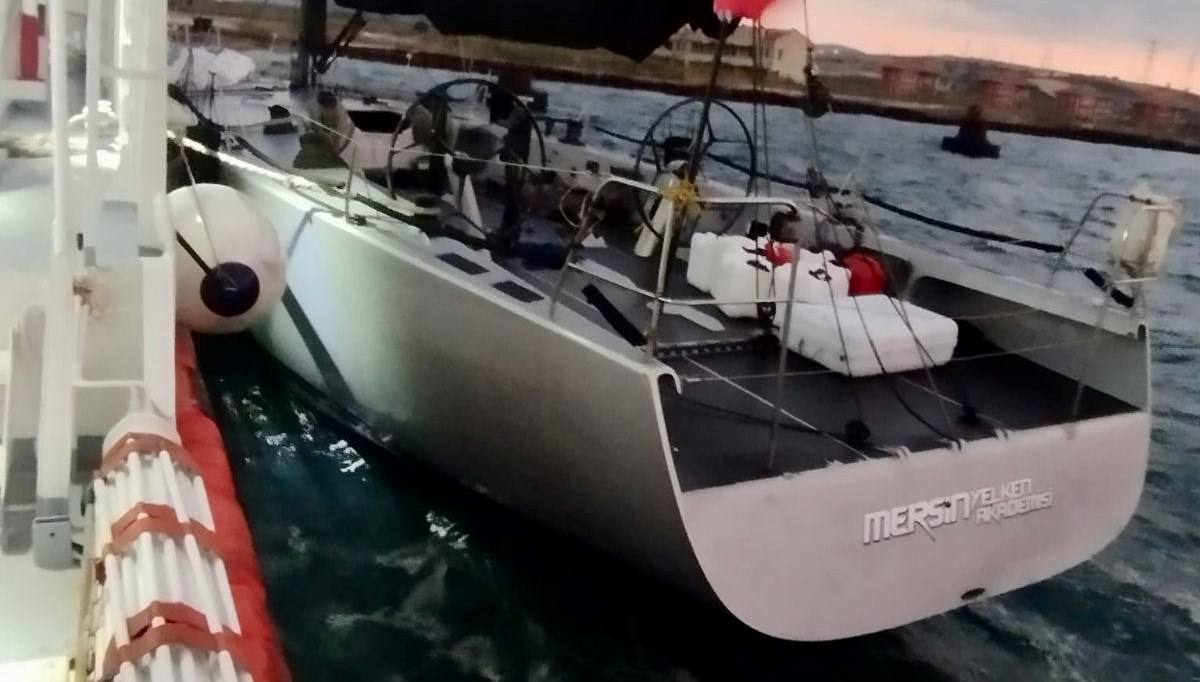 Boğaz'da tekne sürüklendi