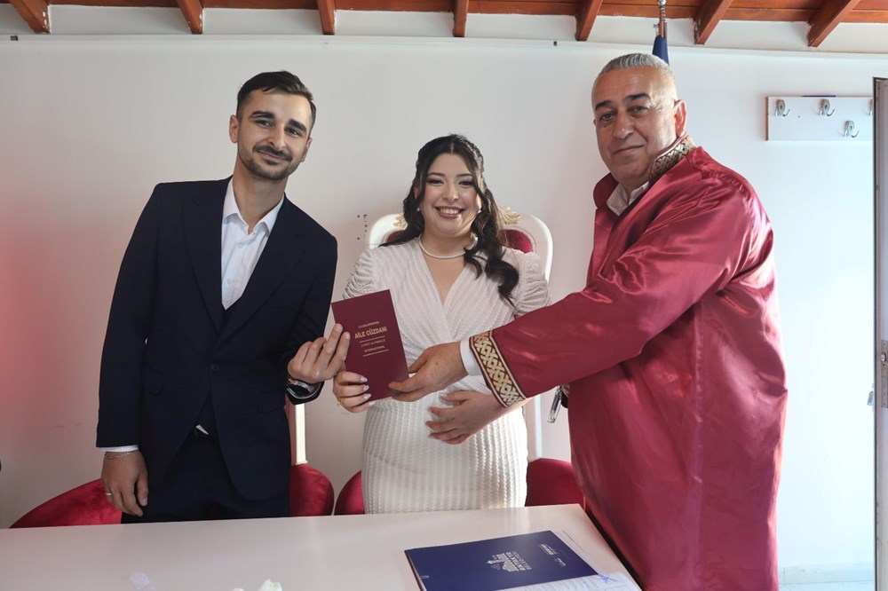 05.05.2025'te "Evet" demek isteyen çiftler salonları doldurdu 73 vhlX2nEJLU2lSZgIatZpCA