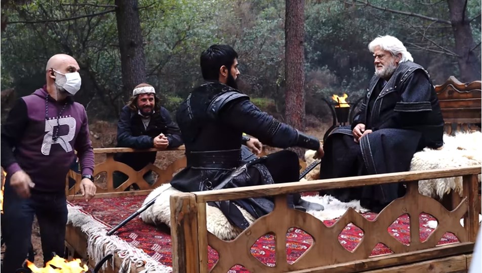 Cüneyt Arkın'ın son rolündeki set görüntüleri ortaya çıktı