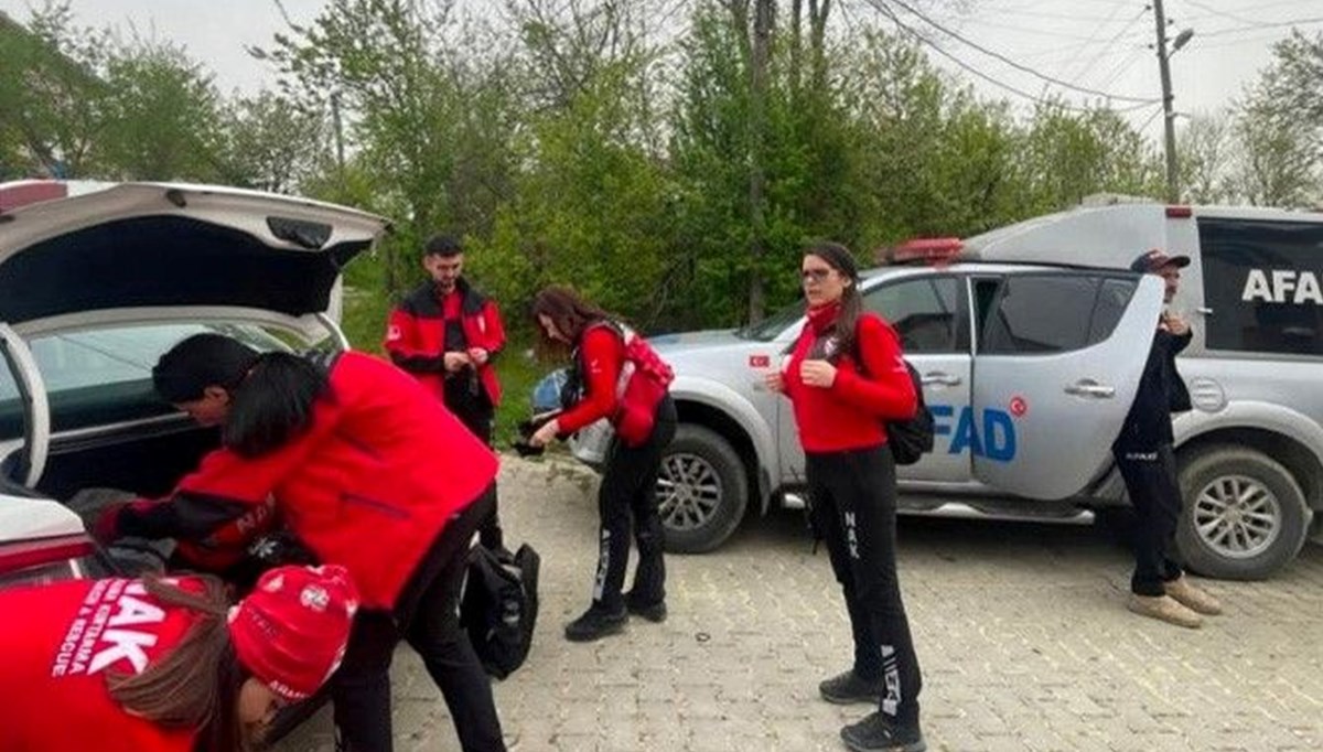 10 gündür kayıp olan adamı 30 kişilik ekip arıyor