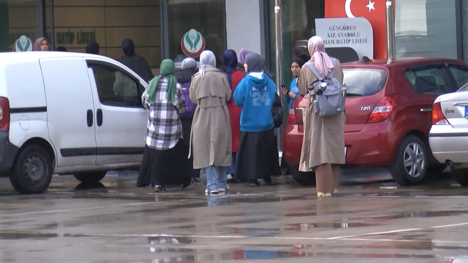 Güngören'de okul yangını - 2