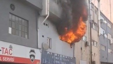 Kağıthane'de iş yerinde yangın
