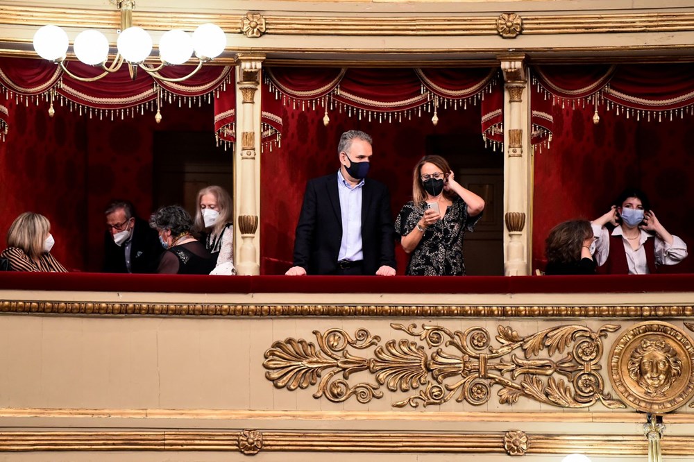 La Scala Operası'nda yeni normal - 4