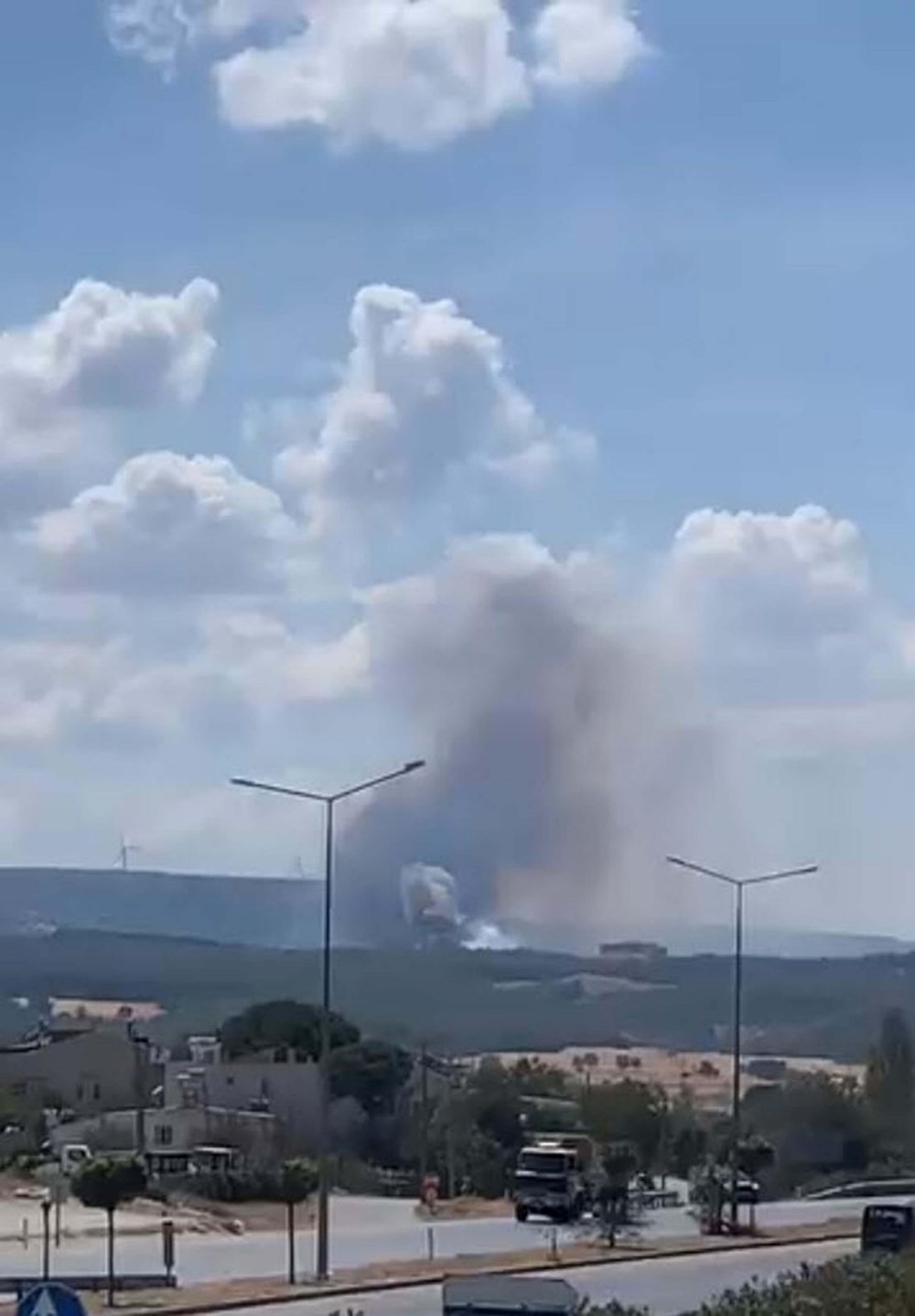 Çanakkale'de orman yangını: Alevler büyüdü, iki lise tahliye edildi - 3
