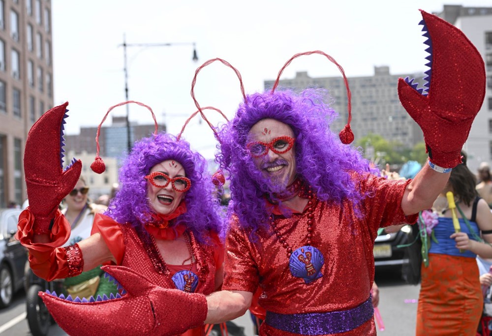 New York'taki "Deniz Kızı Yürüyüşü"nden renkli görüntüler - 9