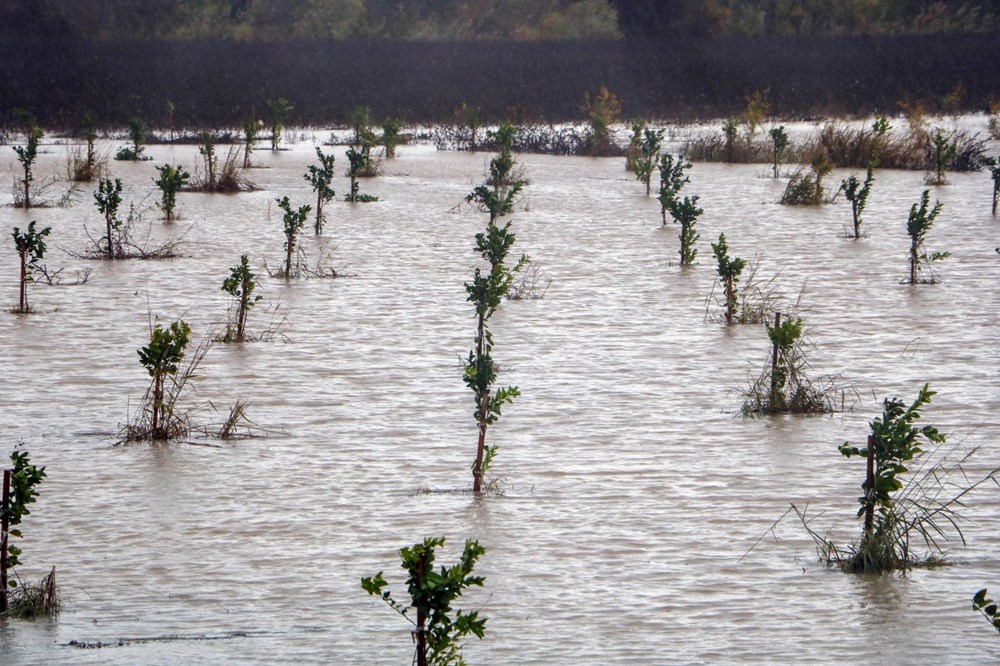 Turuncu alarmın verildiği Antalya'da, Acısu Deresi'nin taşma riski var - 15