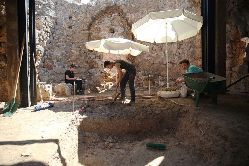 Alanya Kalesi'ndeki kazılarda 9 asırlık hoşgörünün izlerine rastlandı - 3