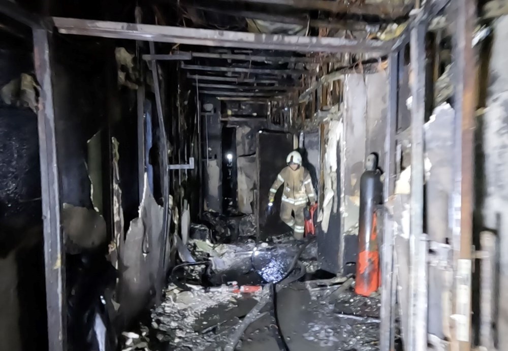 29 kişinin can verdiği yangın faciasında binanın mimarı konuştu: Tek giriş değildi, çıkışı kapatmış olabilirler - 9