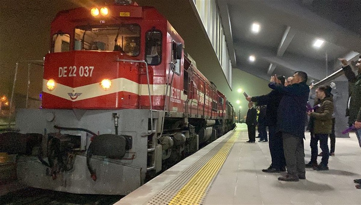 Turistik Doğu Ekspresi, Kars'a geldi Turistik Doğu Ekspresi, Kars'a geldi