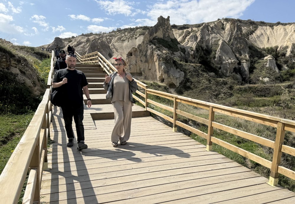 Kapadokya'da iğne atılsa yere düşmüyor | Otel doluluk oranları yüzde 98 - 7