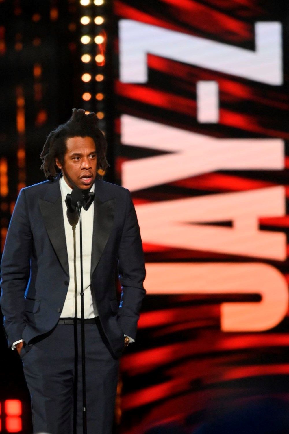 Jay-Z en çok aday gösterilen şarkıcı olarak Grammy tarihine geçti - 2