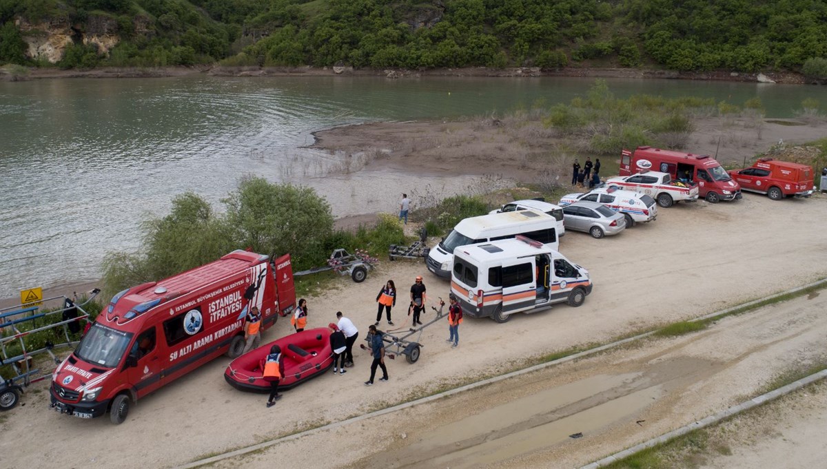 Munzur Çayı'nda kaybolan iki kişi aranıyor: Su yönü değiştirildi