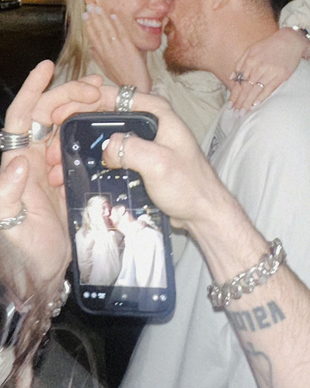 Burak Yörük sevgilisine evlenme teklifi etti - 4