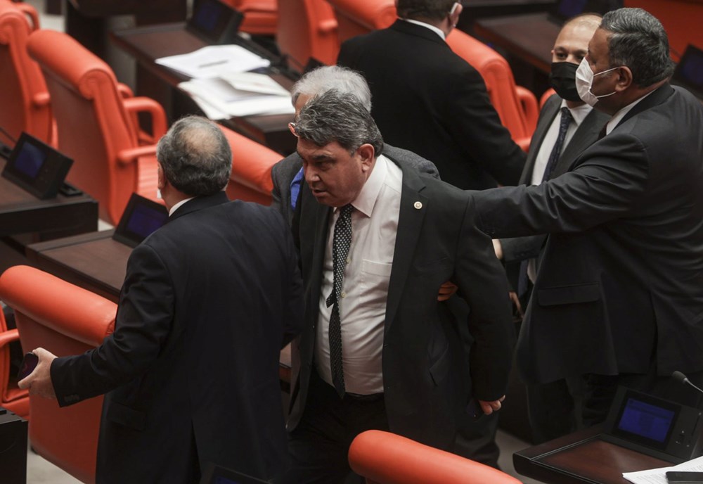 TBMM Genel Kurulu'nda yumruklu kavga - 7