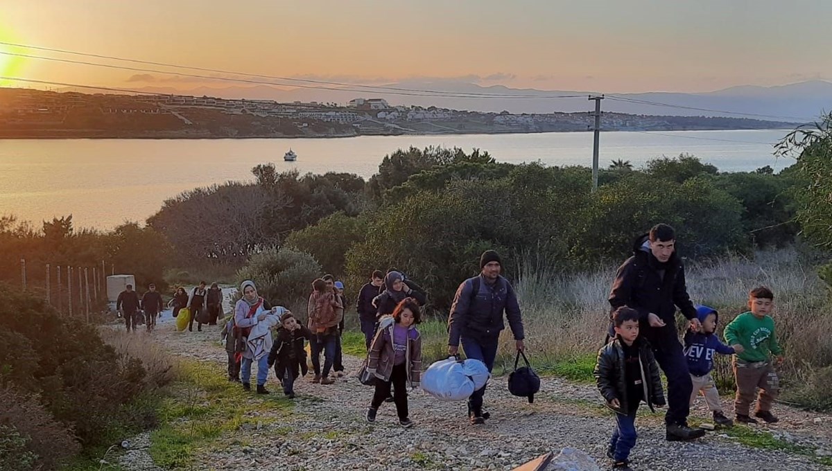 İzmir açıklarında kaçak göçmen yoğunluğu