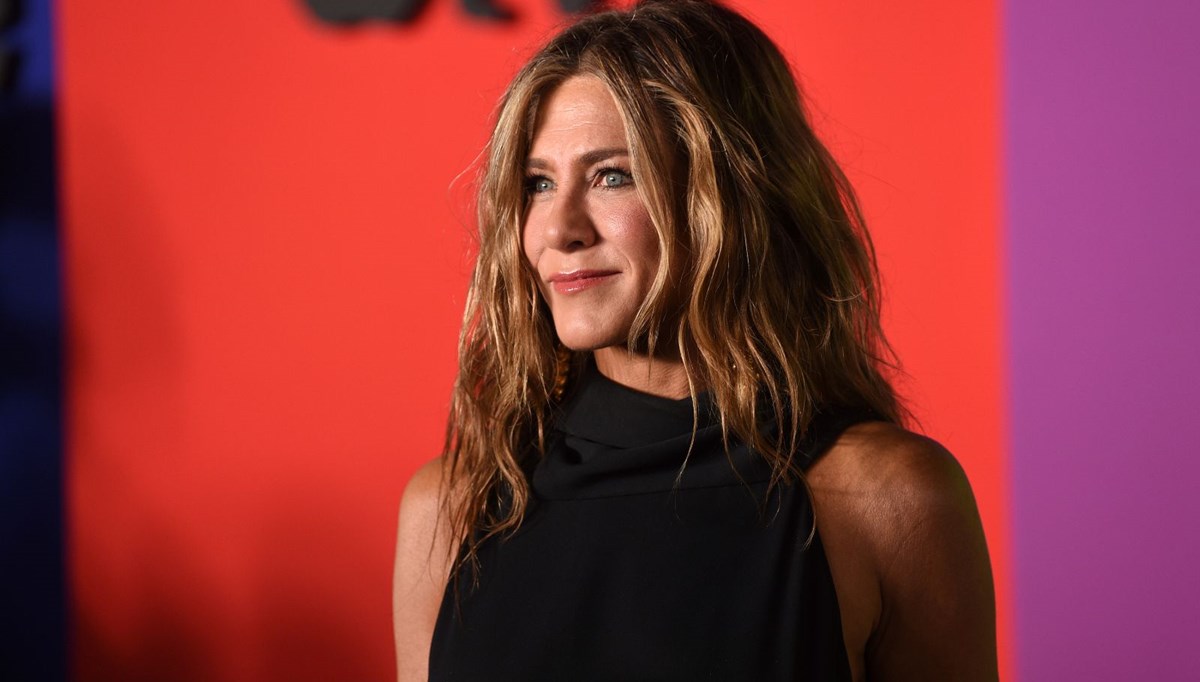 Jennifer Aniston Hollywood dışından sevgili istiyor