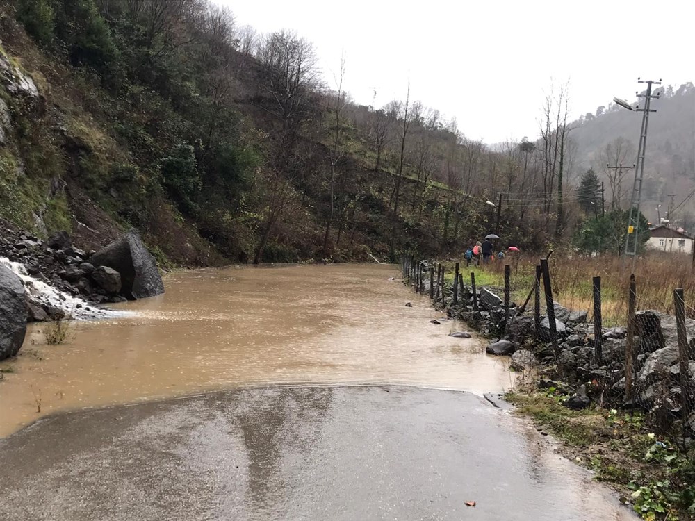 Bartın Irmağı taşma noktasında: 8 köye ulaşım kapandı - 2