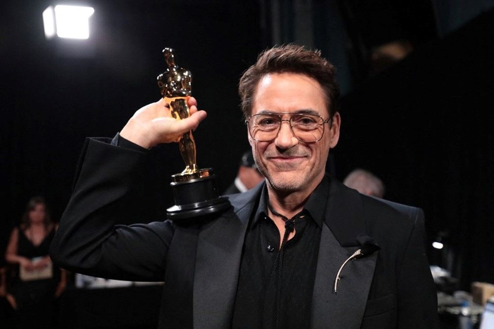 İlk Oscar'ını alan Robert Downey Jr.'dan eşi Susan Downey'e: Beni severek hayata döndürdü - 1