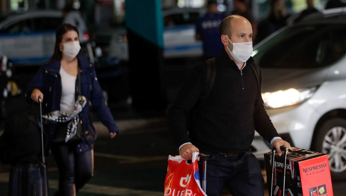 Brezilya'da havalimanları ve uçaklarda maske zorunluluğu geri geldi