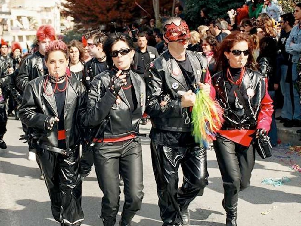 Неформалы москвы Неформалы москвы