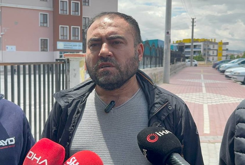 Okulda boğazı sıkılan Yusuf'un durumu ciddi: "Hayata tutunmaya çalışıyor" - 2