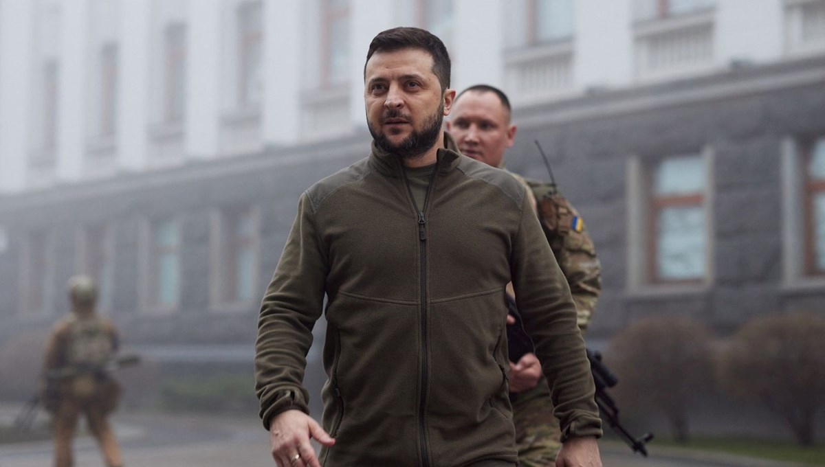 Zelenski: Ruslar Mariupol'de Zelenski: Ruslar Mariupol'de