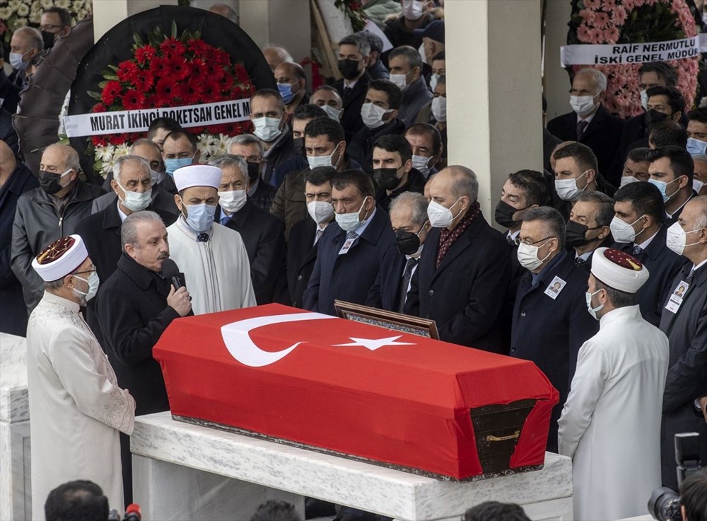 Eski Bakan Güldal Akşit son yolculuğuna uğurlandı - 5