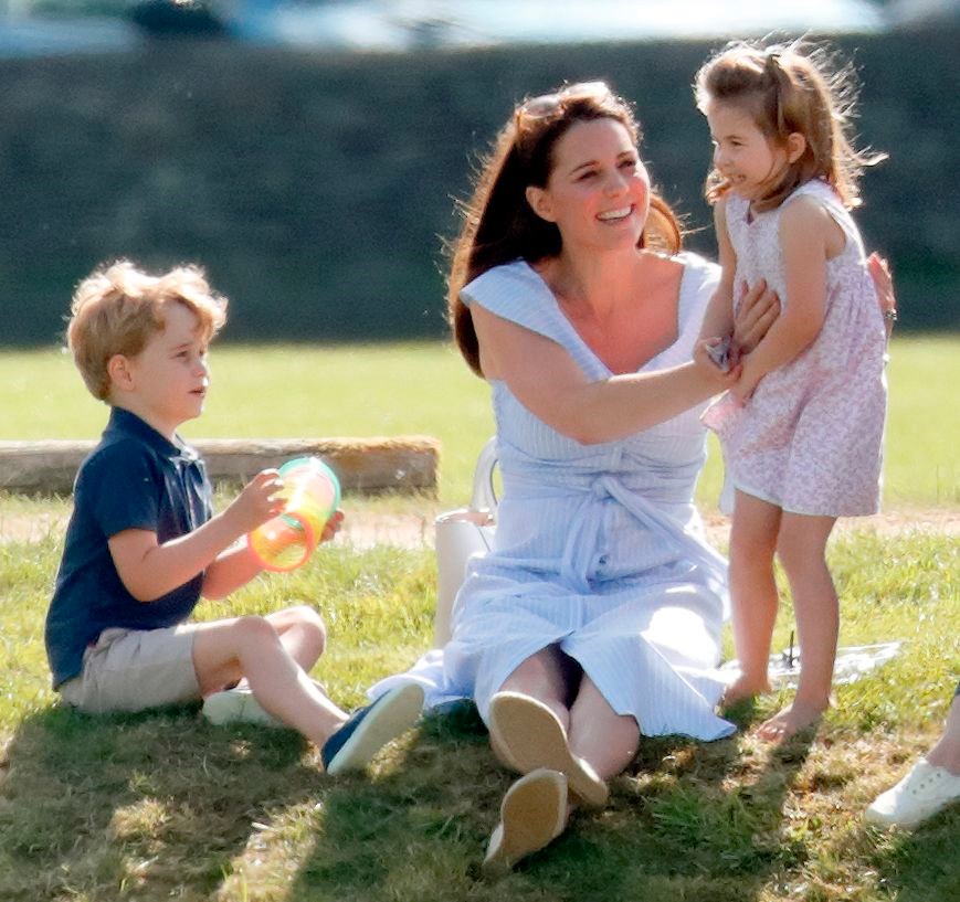 kate middleton in ustsuz fotograflarina