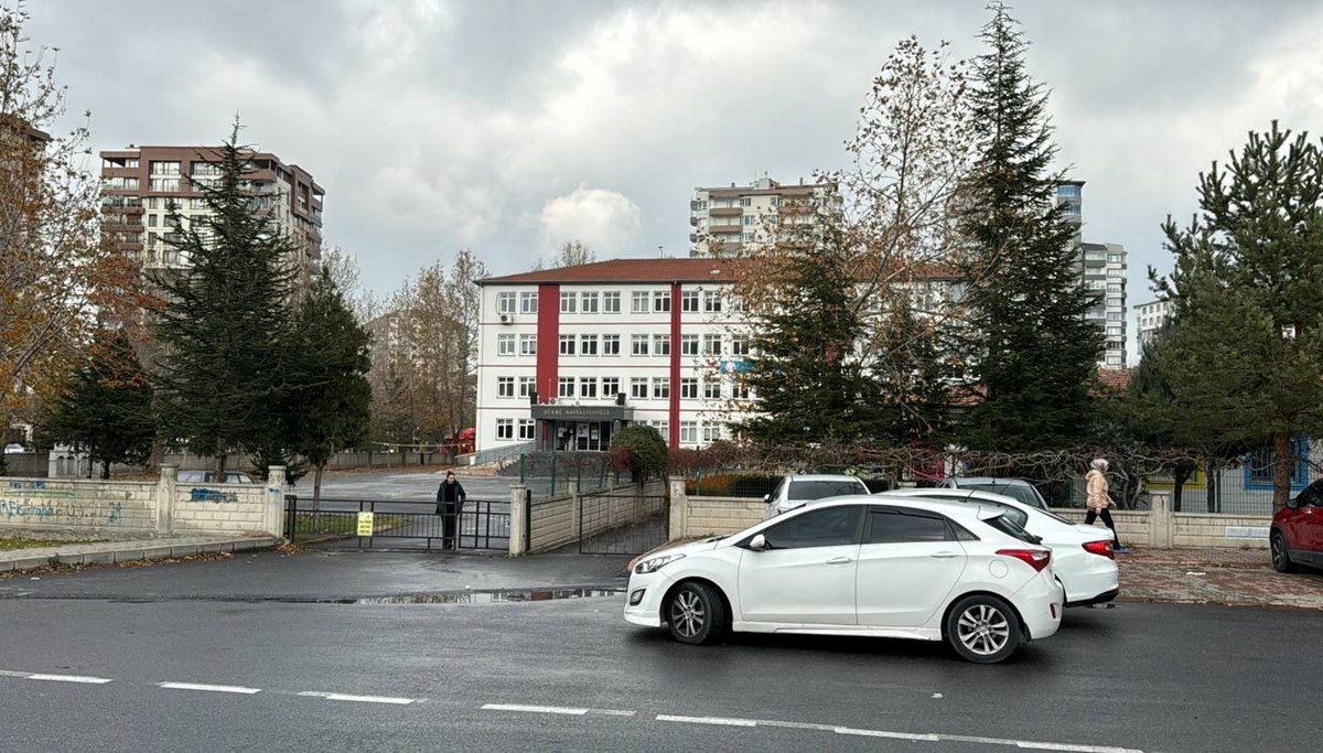 Katil 13, maktül 12 yaşındaydı: Cinayetin nedeni kelebek bıçak çıktı Katil 13, maktül 12 yaşındaydı: Cinayetin nedeni kelebek bıçak çıktı