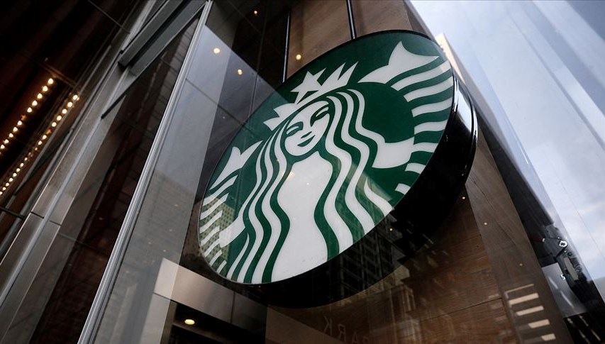 Starbucks'a kıyafet davası