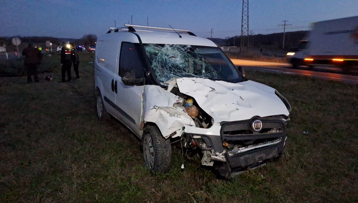 Samsun'da feci kaza: Hafif ticari araçla motosiklet çarpıştı: 1 ölü, 2 yaralı Samsun'da feci kaza: Hafif ticari araçla motosiklet çarpıştı: 1 ölü, 2 yaralı