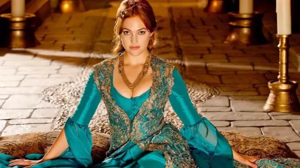 İkisi de Hürrem Sultan'ı oynadı | Vahide Perçin: Meryem Uzerli için yaptım - 1