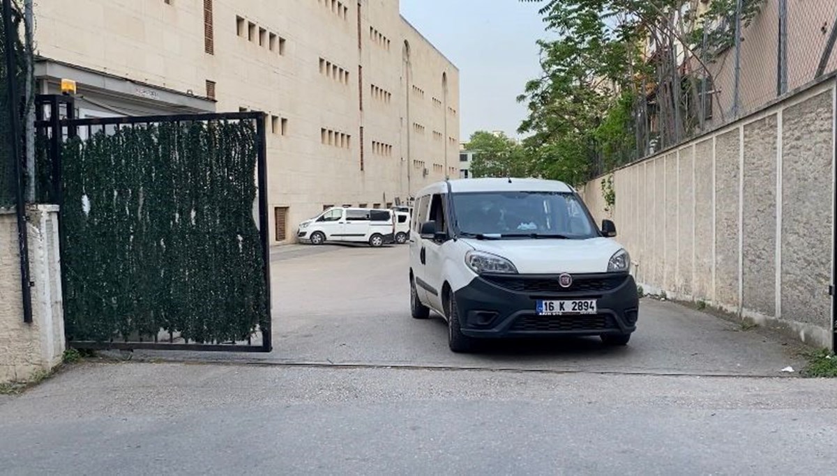 İcra memuru ile avukata saldıran iş insanı tutuklandı İcra memuru ile avukata saldıran iş insanı tutuklandı