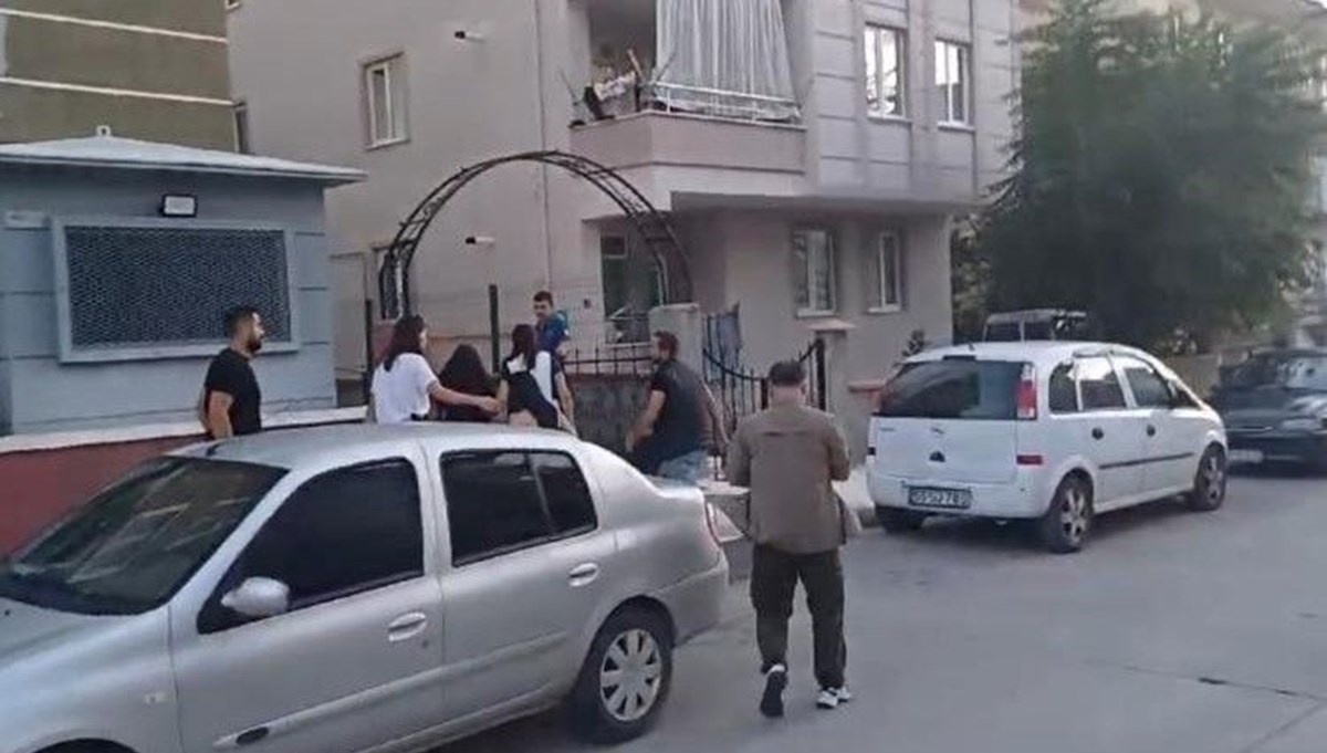 Kayıp kız çocuğu, dedesinin evinde bulundu Kayıp kız çocuğu, dedesinin evinde bulundu