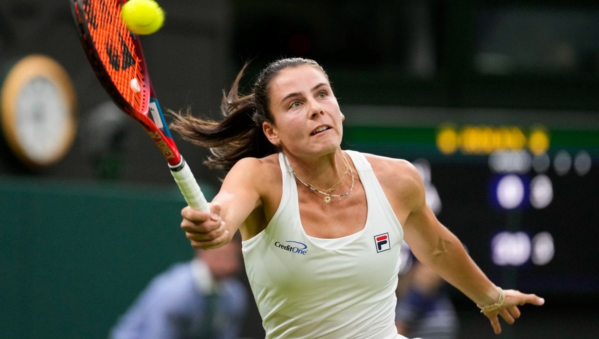 Federer, Nadal ve Djokovic'i geride bıraktı: Emma Navarro'nun serveti dudak uçuklattı Federer, Nadal ve Djokovic'i geride bıraktı: Emma Navarro'nun serveti dudak uçuklattı