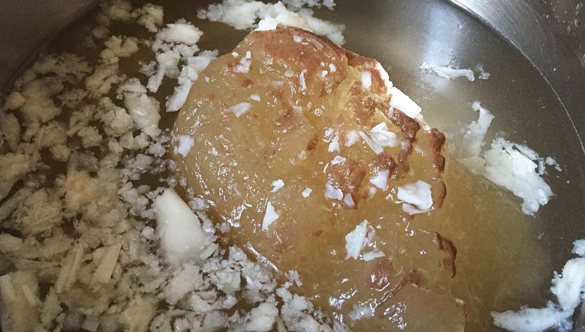 Her kaşığında şifa var! 5 saat kaynatınca doğal antibiyotiğe dönüşüyor: Faydalarını duyan tüketmediğine pişman oluyor