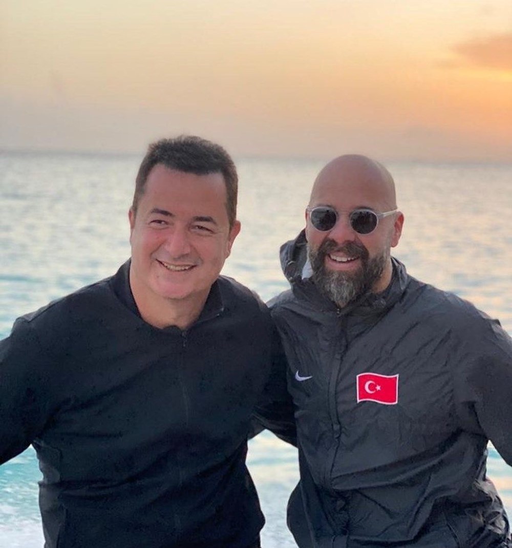 Su Burcu Yazgı Coşkun'dan nostaljik kare (Ünlülerin çocukluk ve gençlik halleri) - 138