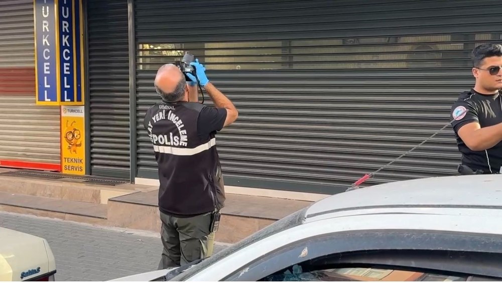 İstanbul'da kuyumcuya silahlı saldırı: Canını son anda kurtardı - 7