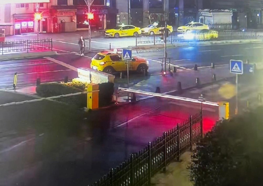 Trafik kazasında ölen Ranger taraftarının yeni imgeleri çıktı: Kırmızı ışıkta geçmiş 73 w4b pJCMokWpQAijkedysg